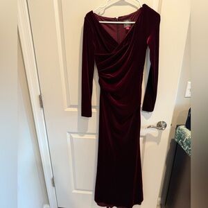 Vince Camuto -0P- Burgundy Velvet Dress